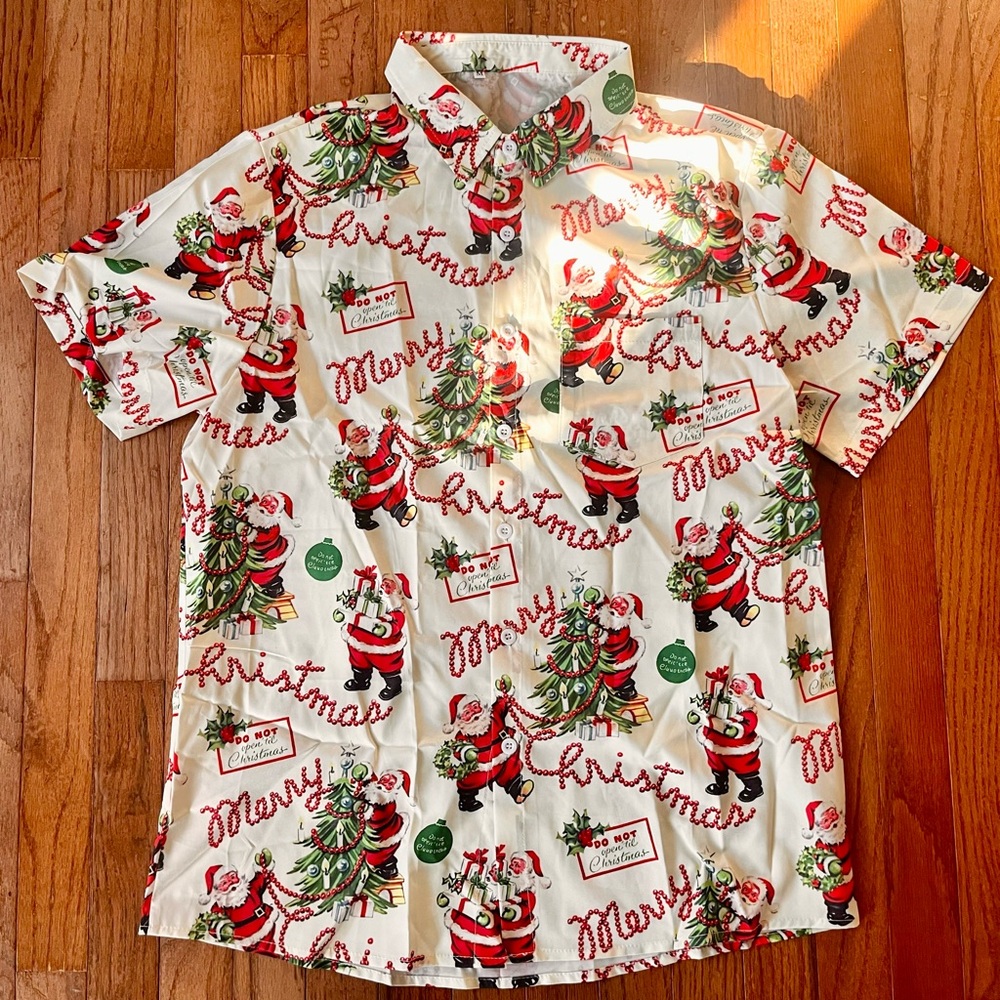 NEW - Santa Christmas Hawaiian Shirt sz Med Adult